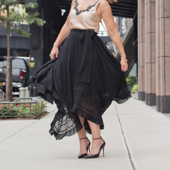 Zimmermann Black Silk Asymmetrical Hanker Chief Hem Skirt Size 2 or Medium - Picture 3 of 9